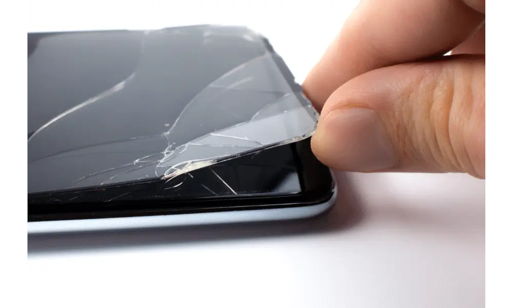 Broken laptop screen replacement in Scarborough Toronto